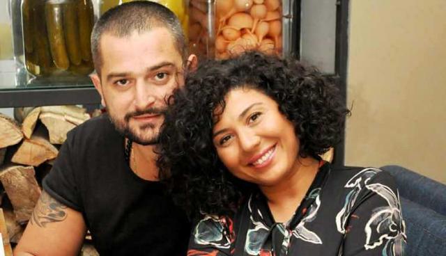 „25 დეკემბერი უშენოდ დაიწყო... მეგონა, რომ მთელი ცხოვრება წინ გვქონდა“ - სალომე ბაკურაძე მისი და ლაშა ბასლანძის ქორწინების თარიღთან დაკავშირებით ემოციურად წერს